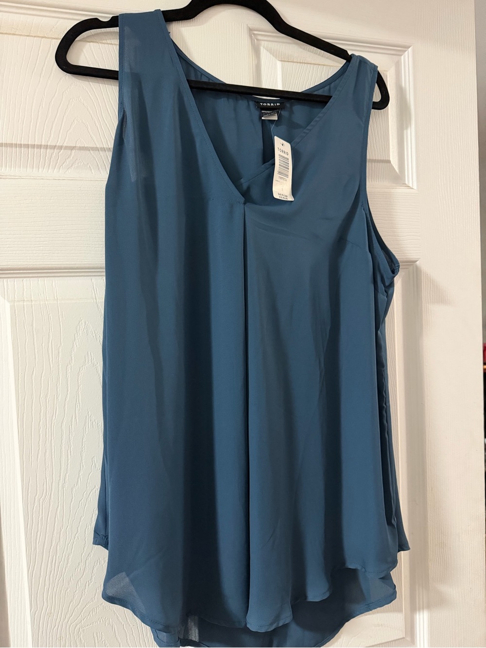 Torrid Sleeveless V-Neck Chiffon Tank Top - Teal Blue Size 1